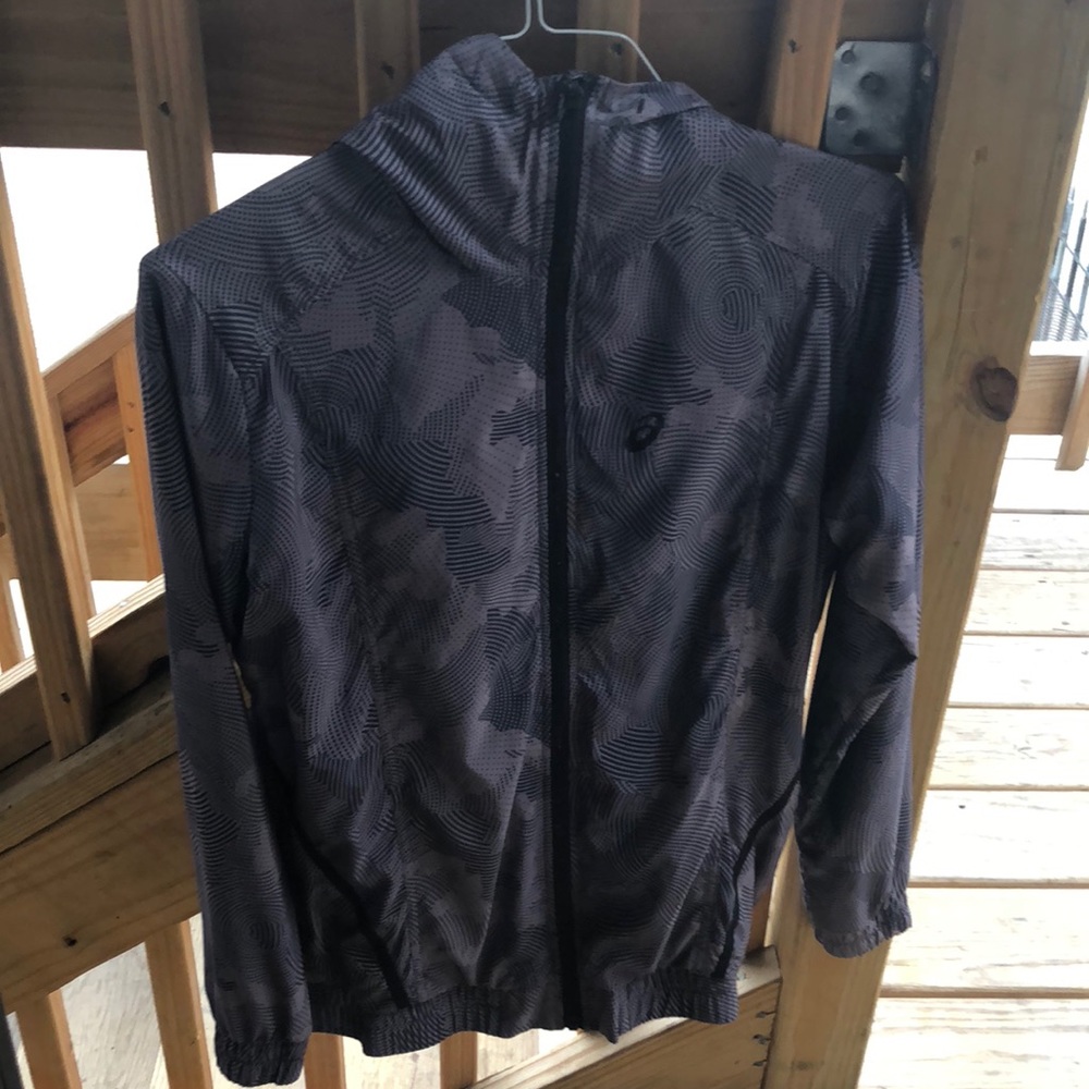 ASICS windbreaker